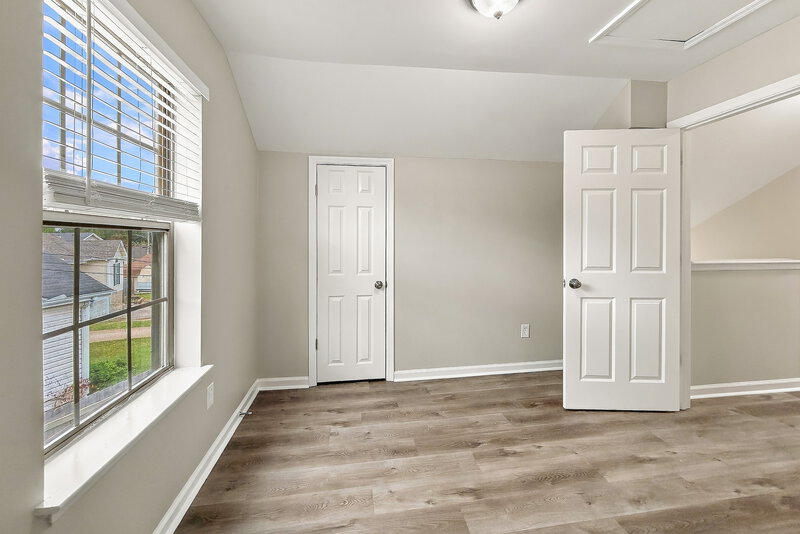 1,945/Mo, 206 Babe Ruth Cv La Vergne, TN 37086 Bedroom View 2