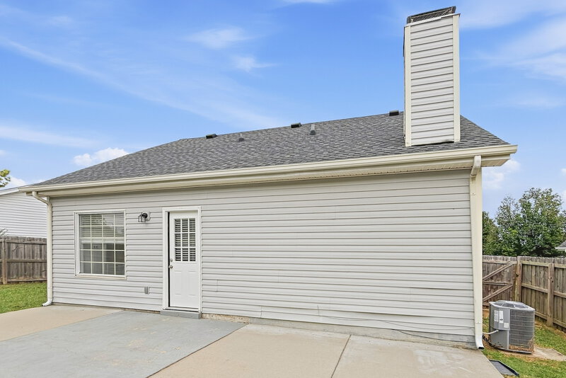 1,945/Mo, 206 Babe Ruth Cv La Vergne, TN 37086 Rear View