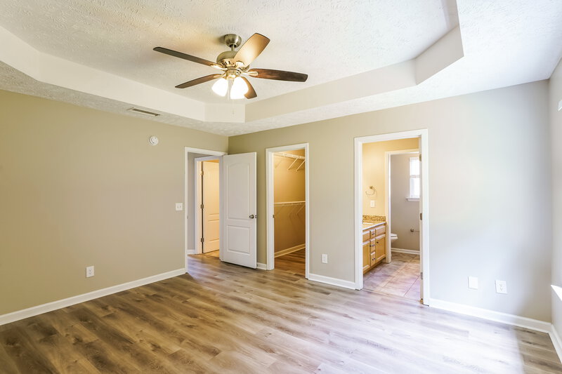 2,365/Mo, 1902 Champlain Dr La Vergne, TN 37086 Main Bedroom View 2