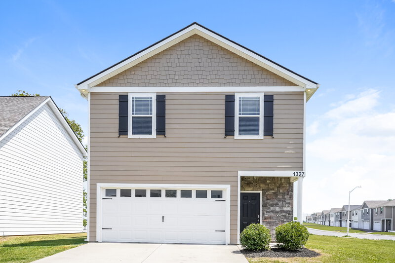 2,205/Mo, 1327 Rutherford St Murfreesboro, TN 37130 External View
