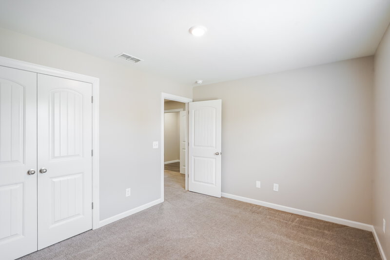 2,205/Mo, 1327 Rutherford St Murfreesboro, TN 37130 Bedroom View 2