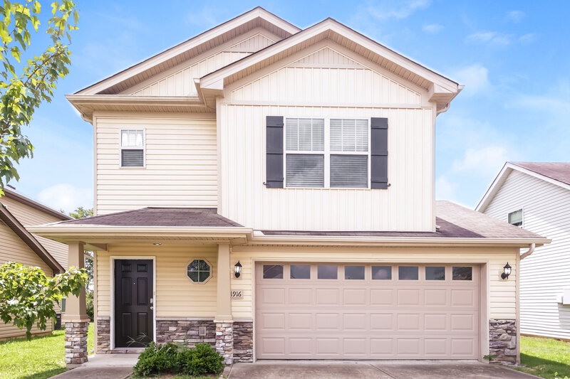 2,170/Mo, 1916 Warmingfield Dr Murfreesboro, TN 37127 External View