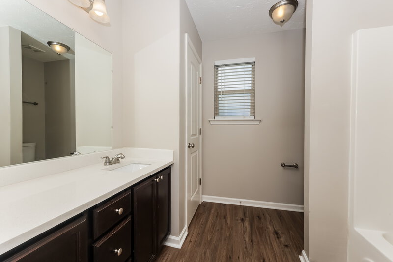 2,170/Mo, 1916 Warmingfield Dr Murfreesboro, TN 37127 Main Bathroom View