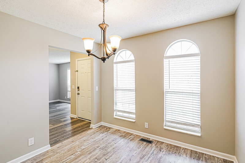 2,115/Mo, 379 Dorr Dr Goodlettsville, TN 37072 Dining Room View