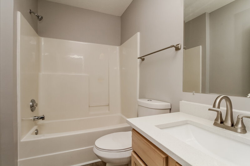 2,490/Mo, 1205 Alandee St Nashville, TN 37214 Bathroom View