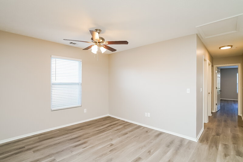 1,900/Mo, 2877 Creekbend Dr Nashville, TN 37207 Bedroom View 3