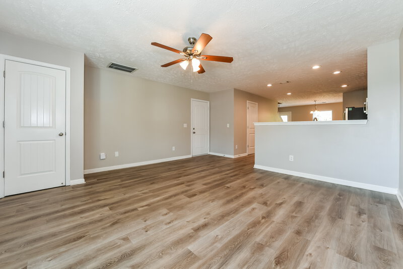 2,130/Mo, 8481 Lawson Dr Antioch, TN 37013 Living Room View 2