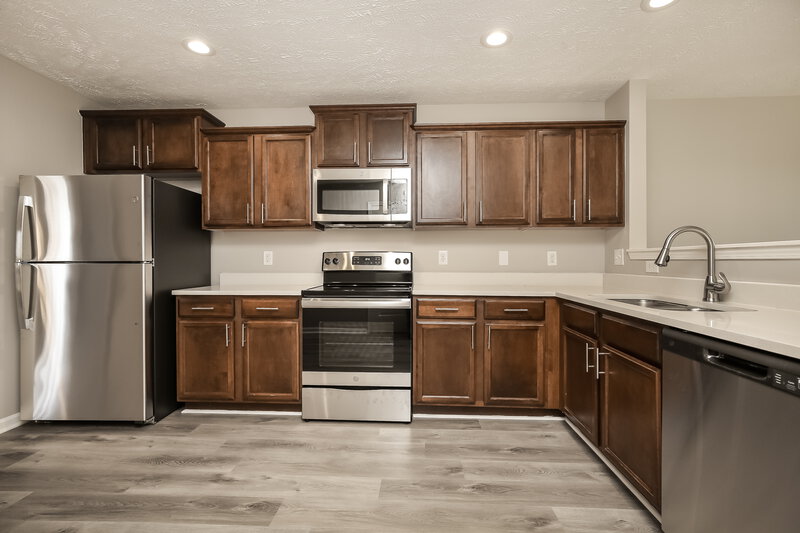 2,070/Mo, 8481 Lawson Dr Antioch, TN 37013 Kitchen View