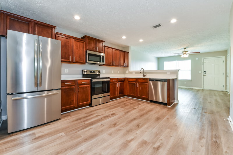 2,130/Mo, 8481 Lawson Dr Antioch, TN 37013 Kitchen View