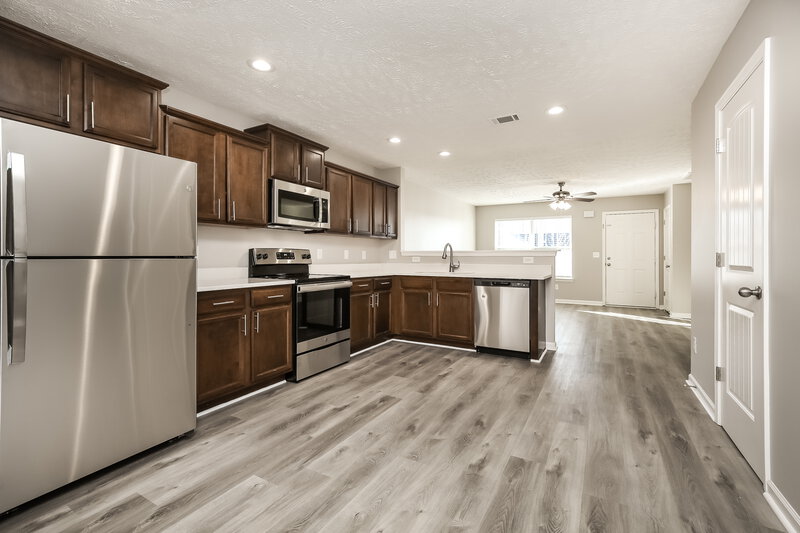 2,070/Mo, 8481 Lawson Dr Antioch, TN 37013 Kitchen View 2