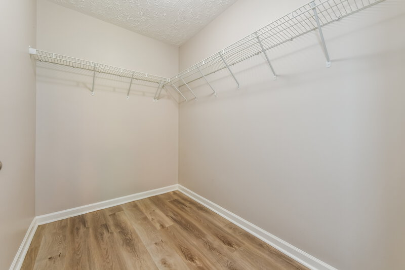 2,130/Mo, 8481 Lawson Dr Antioch, TN 37013 Walk In Closet View