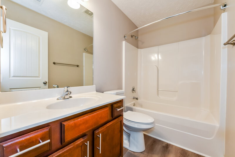 2,130/Mo, 8481 Lawson Dr Antioch, TN 37013 Bathroom View