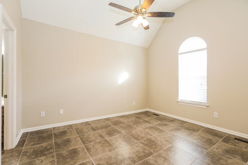 1,890/Mo, 1774 N Cove Murfreesboro, TN 37129 Main Bedroom View