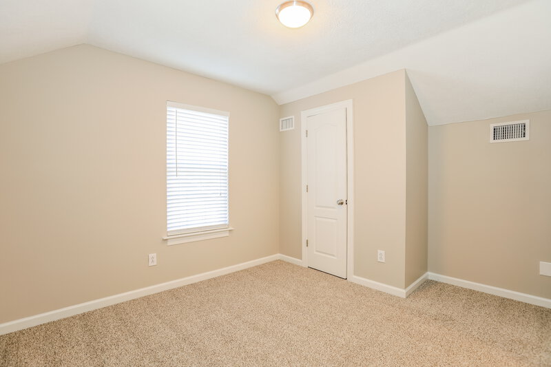 1,890/Mo, 1774 N Cove Murfreesboro, TN 37129 Bedroom View