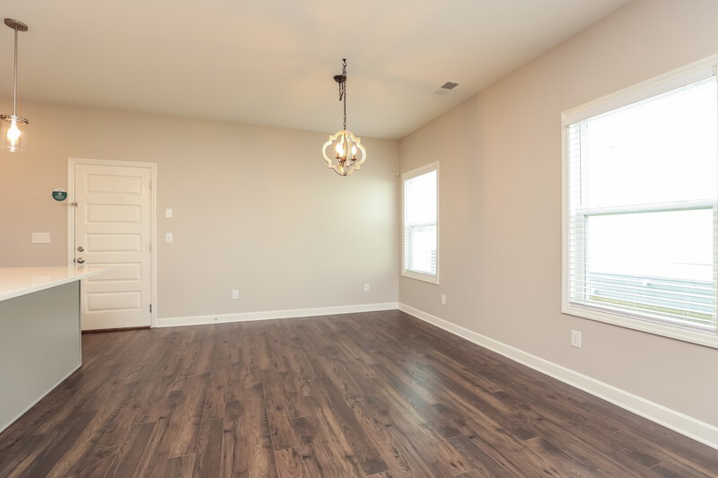 2,215/Mo, 2741 Eldin Creek Dr Murfreesboro, TN 37128 Dining Room View 2