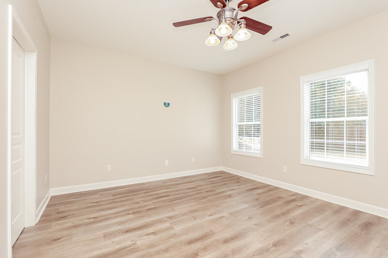 2,075/Mo, 832 Hammersmith Dr Smyrna, TN 37167 Main Bedroom View 2