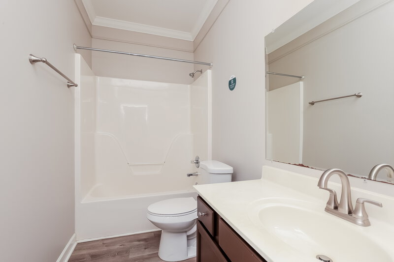 2,075/Mo, 832 Hammersmith Dr Smyrna, TN 37167 Bathroom View 2