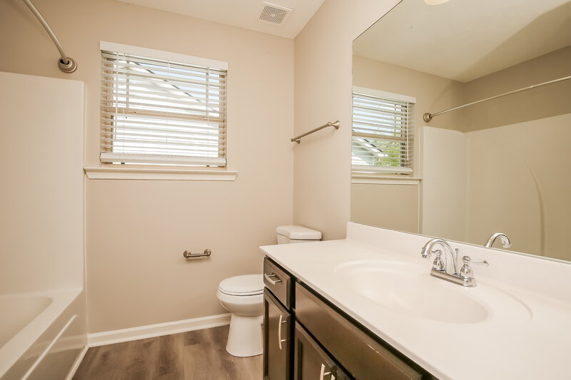 2,195/Mo, 1834 Warmingfield Dr Murfreesboro, TN 37127 Bathroom View