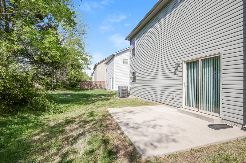 2,195/Mo, 1834 Warmingfield Dr Murfreesboro, TN 37127 Rear View