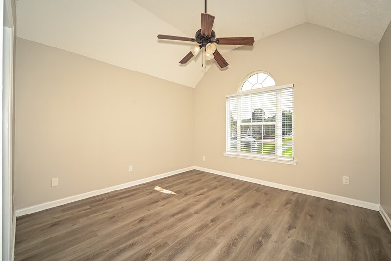 2,030/Mo, 1906 Sean Cove La Vergne, TN 37086 Main Bedroom View