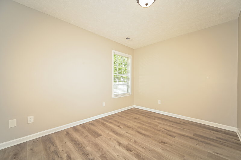 2,030/Mo, 1906 Sean Cove La Vergne, TN 37086 Bedroom View