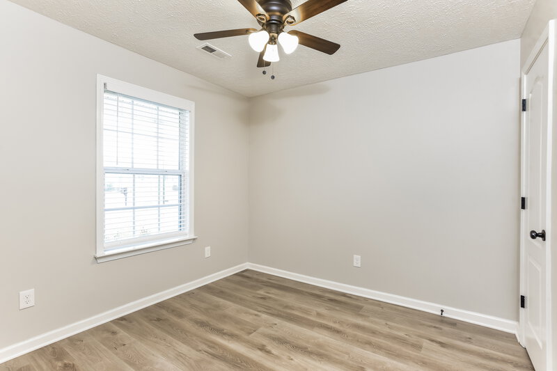 3,080/Mo, 1906 Sean Cove La Vergne, TN 37086 Bedroom View 2