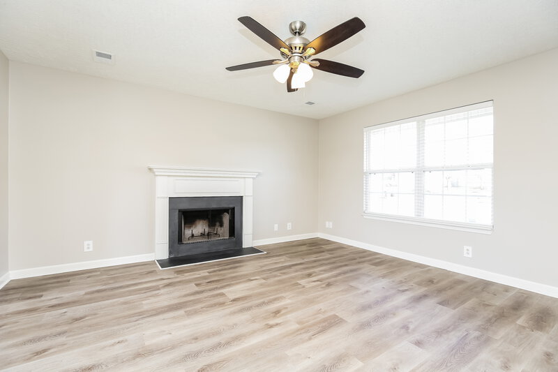 2,100/Mo, 1111 Nahanee Ct Murfreesboro, TN 37130 Living Room View