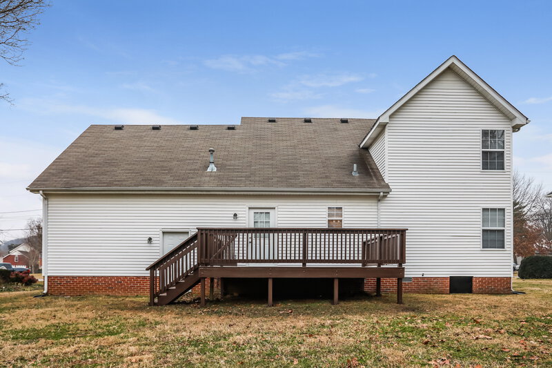 2,800/Mo, 510 Pointe Clear Dr Smyrna, TN 37167 Rear View