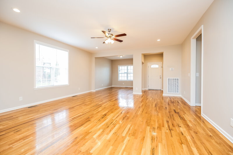 3,190/Mo, 1214 Saddle Brook Mount Juliet, TN 37122 Living Room View