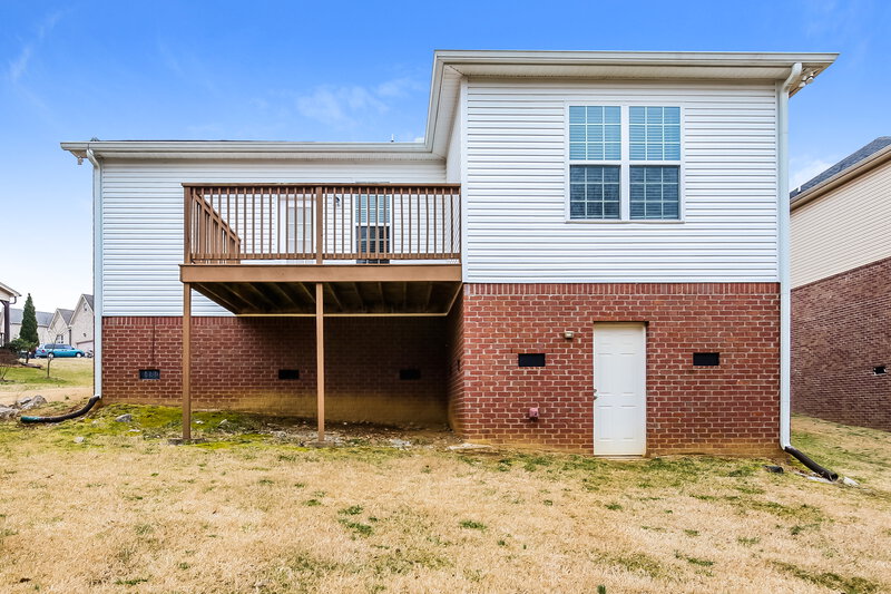 3,190/Mo, 1214 Saddle Brook Mount Juliet, TN 37122 Rear View