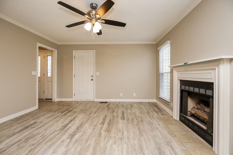 2,087/Mo, 908 Traceton Ct Antioch, TN 37013 Living Room View 2