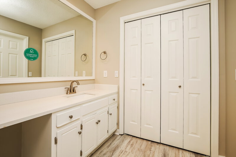 2,087/Mo, 908 Traceton Ct Antioch, TN 37013 Main Bathroom View 2