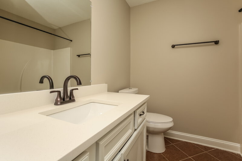 1,715/Mo, 101 Larkin Springs Rd Madison, TN 37115 Bathroom View