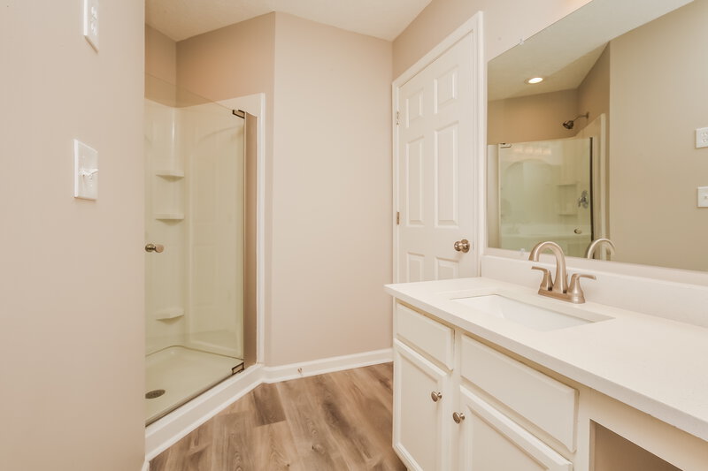 2,330/Mo, 3113 Penn Meade Way Nashville, TN 37214 Main Bathroom View 3