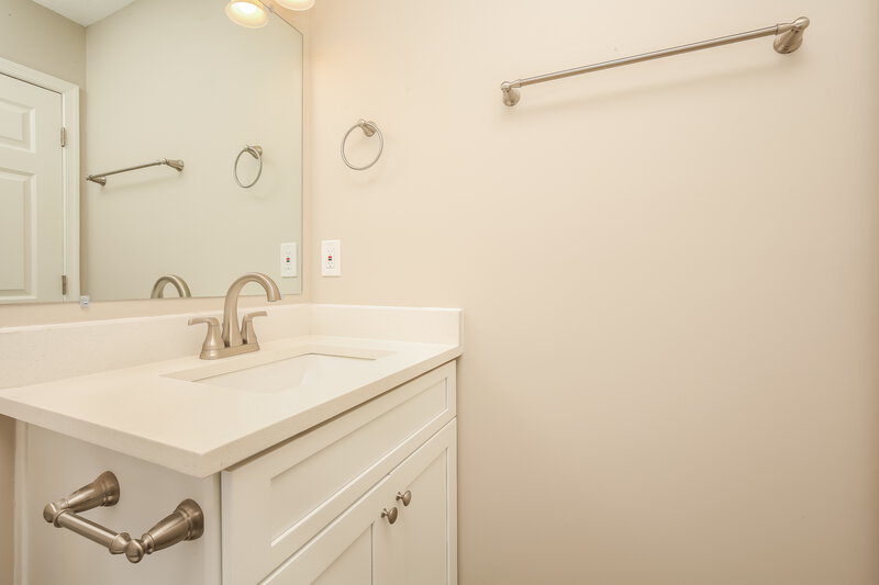2,330/Mo, 3113 Penn Meade Way Nashville, TN 37214 Bathroom View 2