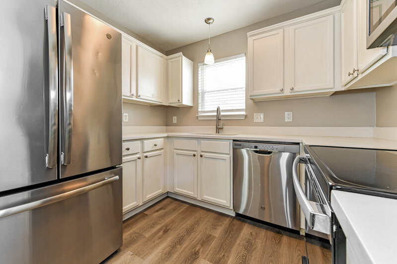 1,895/Mo, 1103 Phelissa Dr La Vergne, TN 37086 Kitchen View