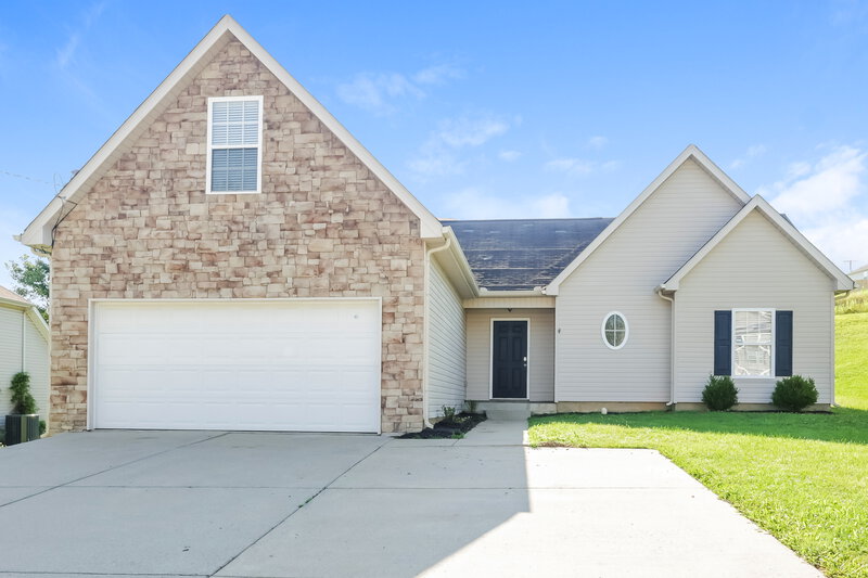 1,955/Mo, 106 Lyndhurst Dr La Vergne, TN 37086 External View