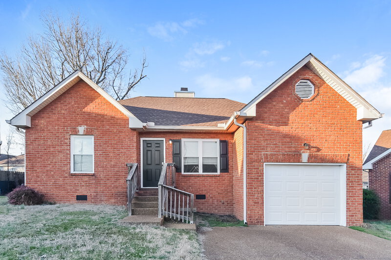 2,005/Mo, 125 Oak Leaf Dr Hendersonville, TN 37075 External View