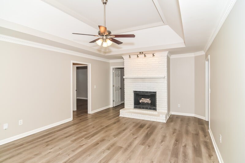 2,005/Mo, 125 Oak Leaf Dr Hendersonville, TN 37075 Living Room View 3