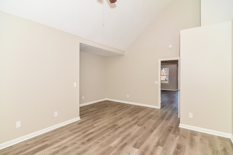 2,005/Mo, 125 Oak Leaf Dr Hendersonville, TN 37075 Main Bedroom View 2