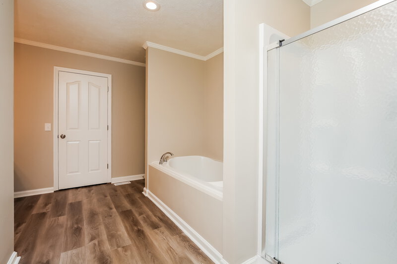 2,550/Mo, 417 St Francis Ave Smyrna, TN 37167 Main Bathroom View