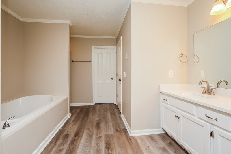 2,550/Mo, 417 St Francis Ave Smyrna, TN 37167 Main Bathroom View 3