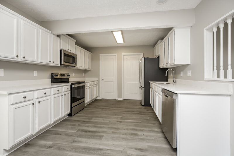 1,910/Mo, 5017 Luker Ln Antioch, TN 37013 Kitchen View