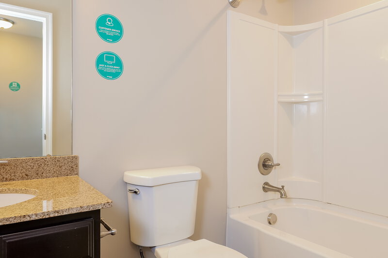 2,680/Mo, 2212 Ambergate Dr Murfreesboro, TN 37127 Bathroom View