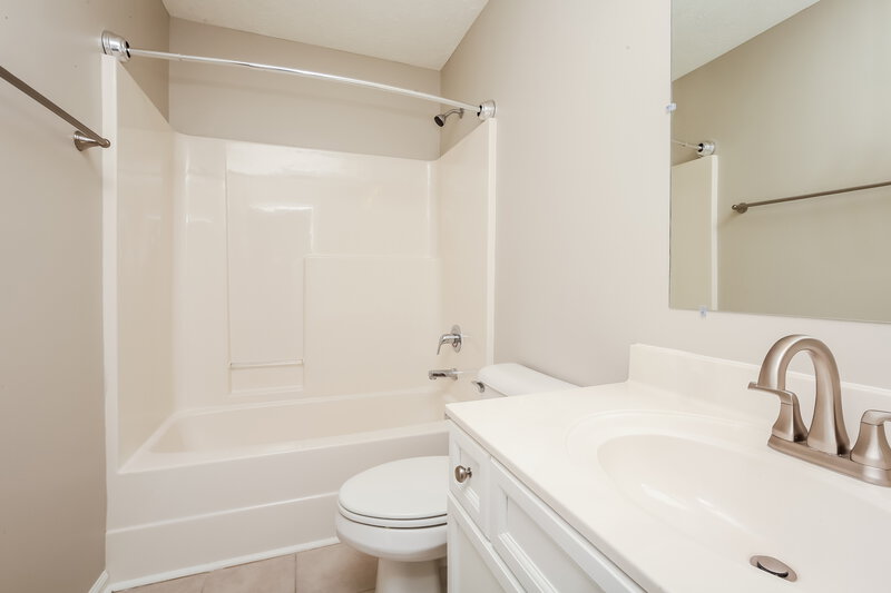 2,935/Mo, 165 Claybrook Ln Antioch, TN 37013 Bathroom View