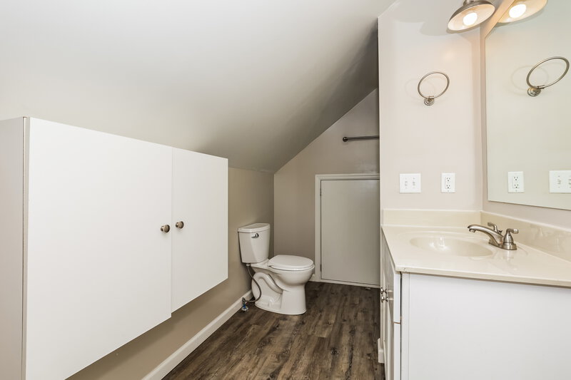 3,170/Mo, 1980 Bishop Ave Murfreesboro, TN 37127 Bathroom View