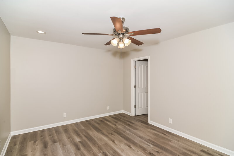 2,070/Mo, 1002 Wismar Ct Murfreesboro, TN 37130 Main Bedroom View