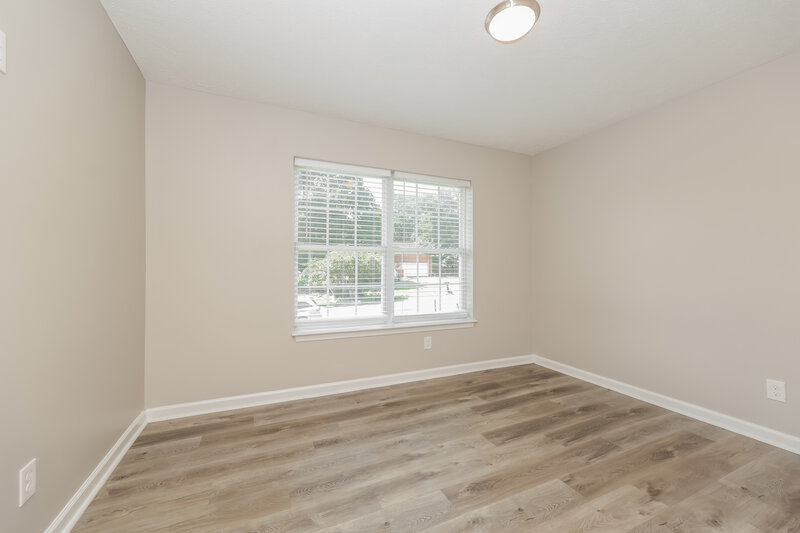 2,090/Mo, 200 Lake Forest Dr La Vergne, TN 37086 Bedroom View