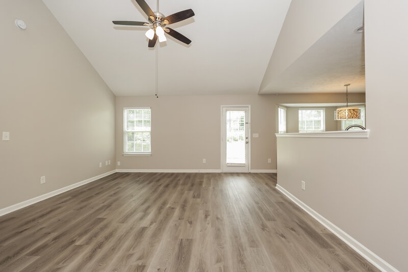 2,095/Mo, 3003 Aruna Ct Spring Hill, TN 37174 Living Room View 2