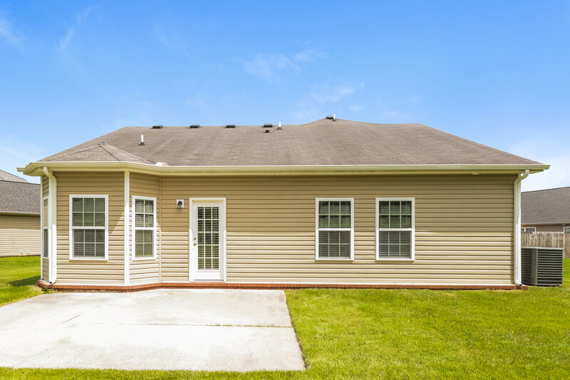 2,095/Mo, 3003 Aruna Ct Spring Hill, TN 37174 Rear View